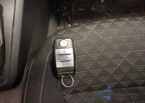 2022 Kia Rio 5-Door S z USA, uszkodzony, nr VIN 3KPA25AD4NE459429